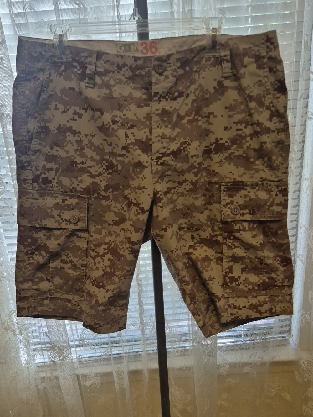 Men's Digital Camo Cargo Shorts in Brown/Tan